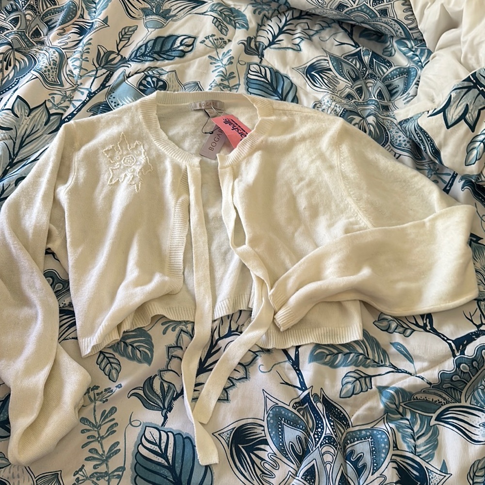 Coverup thin sweater cute for spring and summer